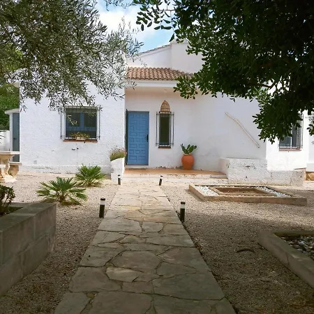Tres Cales Villa *